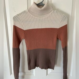Stripped turtleneck sweater